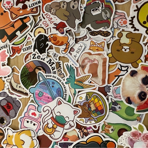 100 Cute Animal Vinyl Stickers - Picture 2 of 5